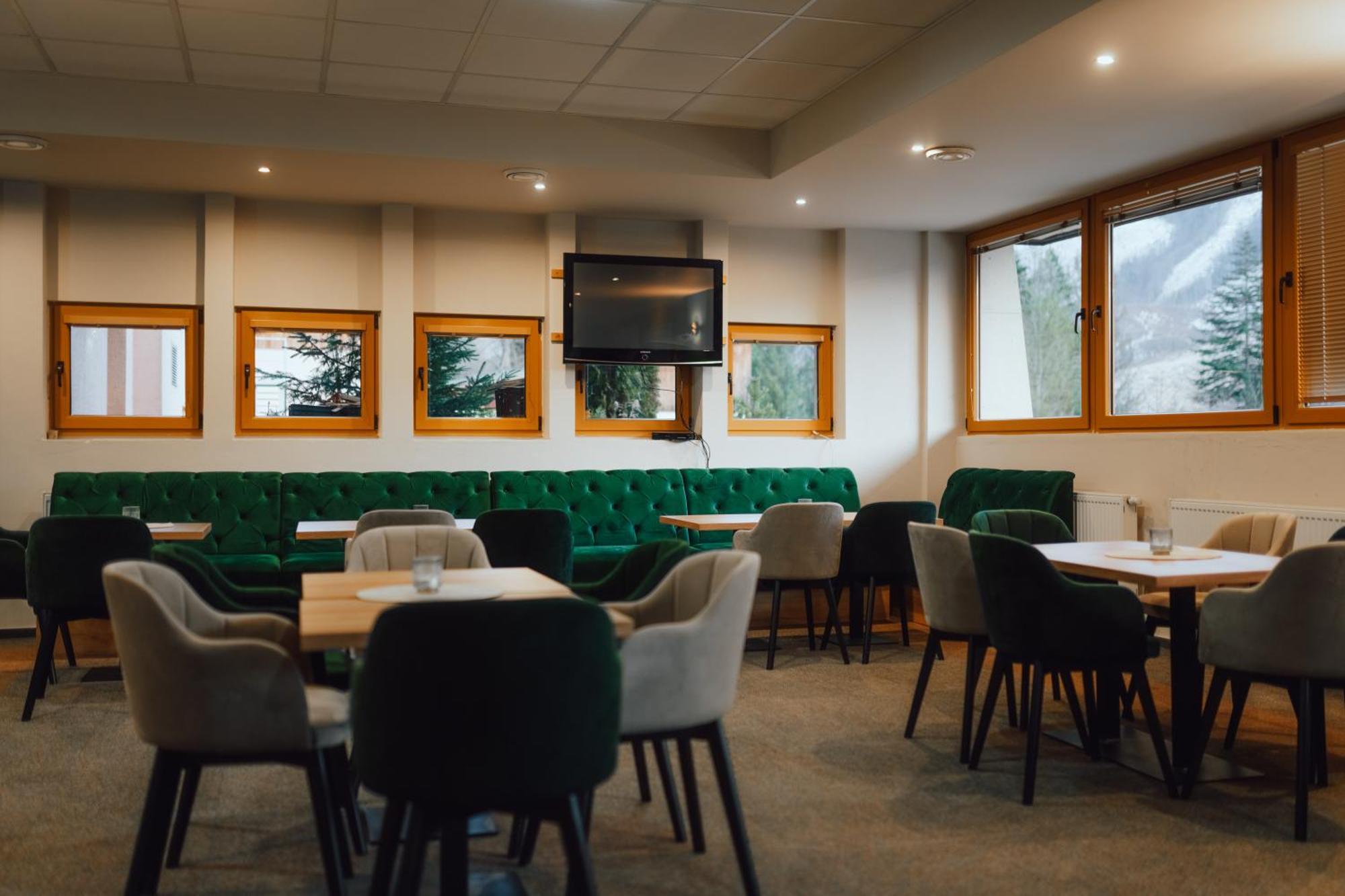 Hotel Boboty Терхова Экстерьер фото