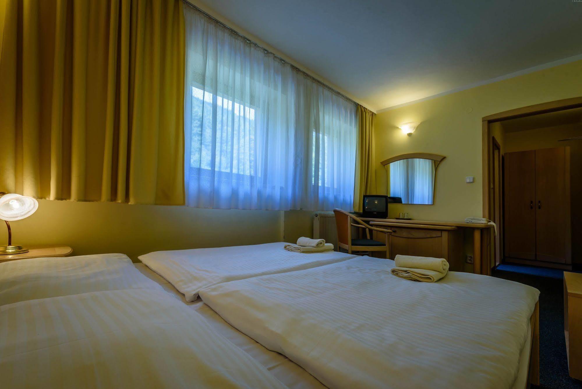 Hotel Boboty Терхова Экстерьер фото