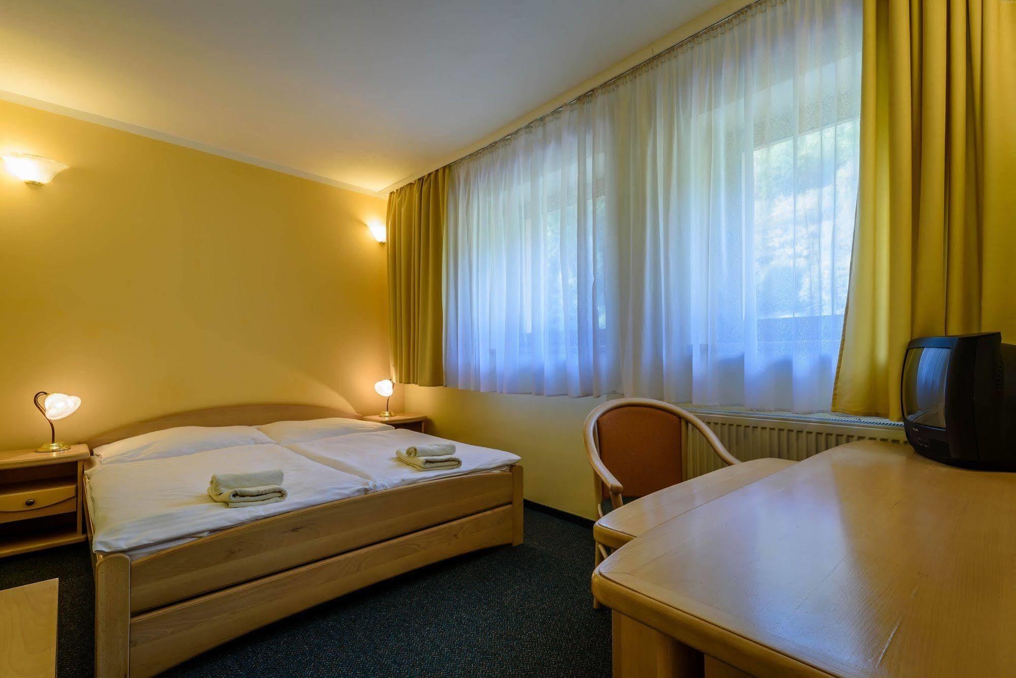 Hotel Boboty Терхова Экстерьер фото