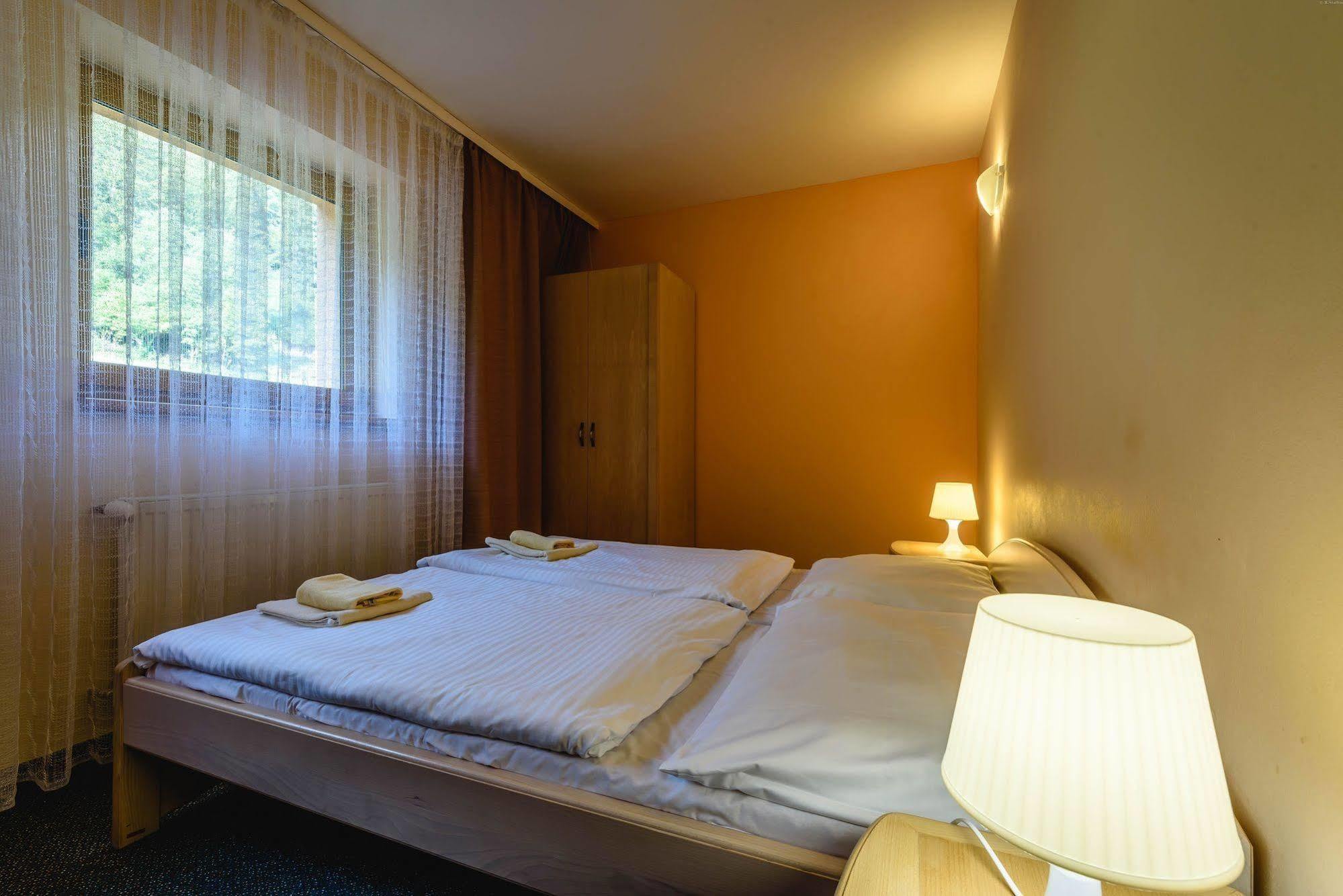 Hotel Boboty Терхова Экстерьер фото