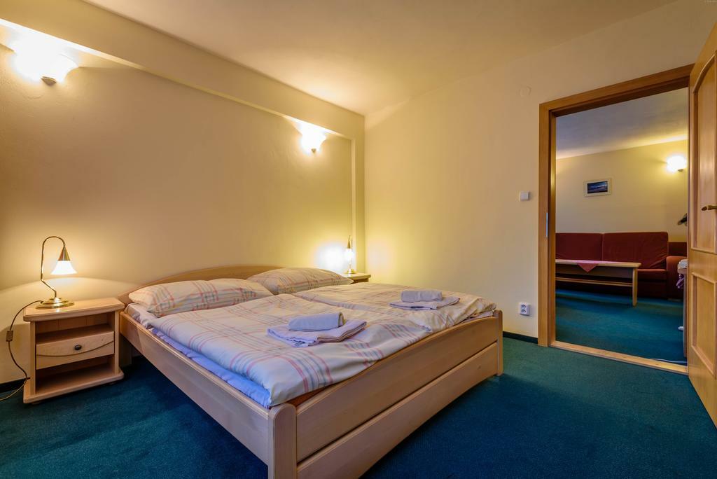 Hotel Boboty Терхова Экстерьер фото