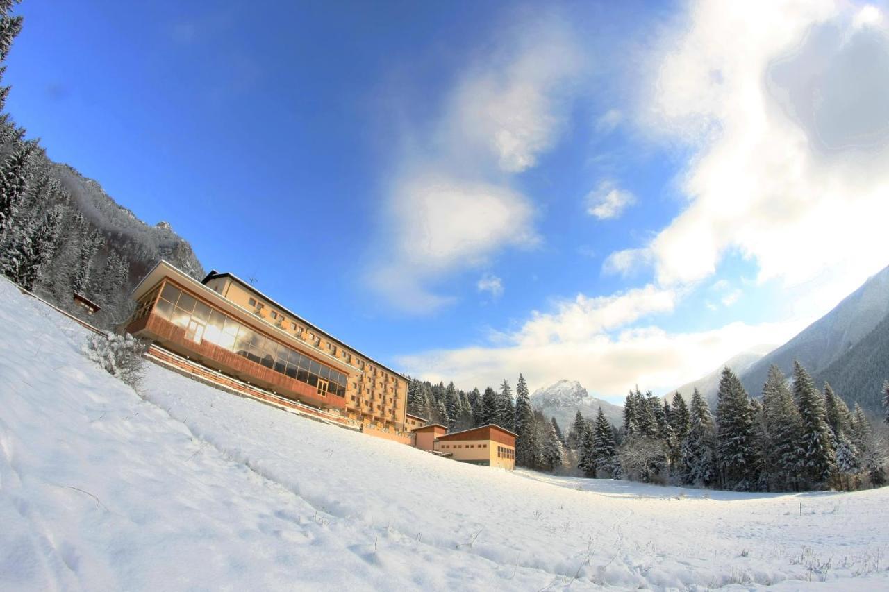 Hotel Boboty Терхова Экстерьер фото
